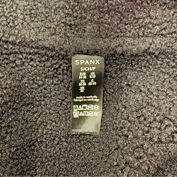 Spanx Fleece & Faux Leather Long Wrap Jacket In Very Very
Black Size Small NEW - Picture 10 of 10